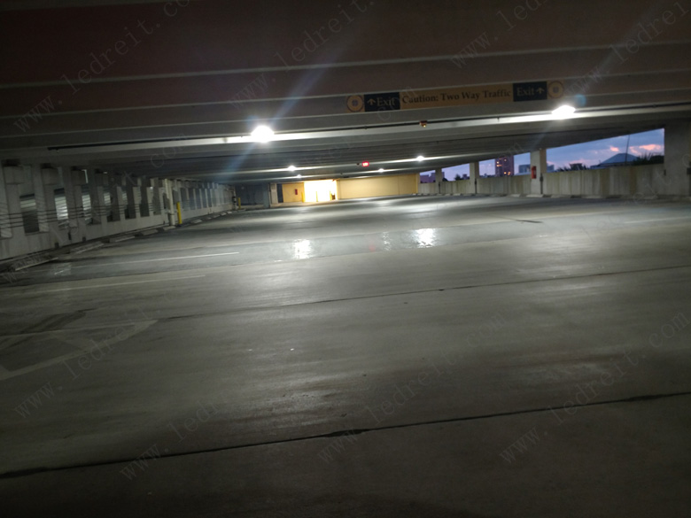 110pcs HYD 40W8S Pyramid light installed at parking garage in Florida USA